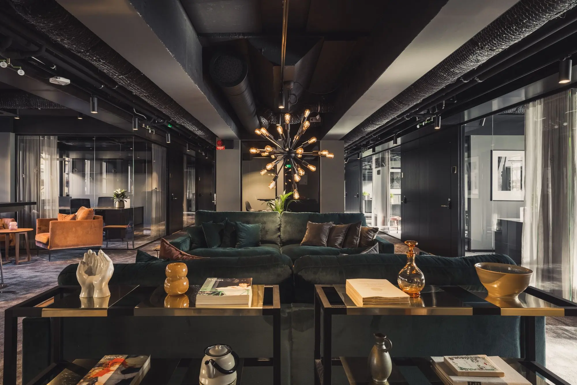 b2a4e763365d236bb430582bc09ecaa923a91a33-2000×1334